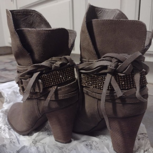 Naughty Monkey Booties - Picture 4 of 8